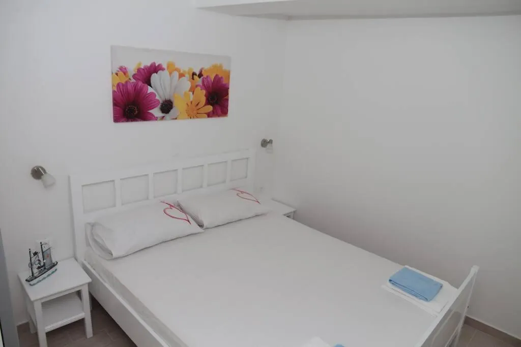 Fun - Beach Acess Apartment Baska  Croatia
